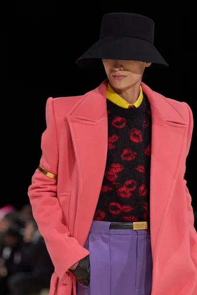 Look 66